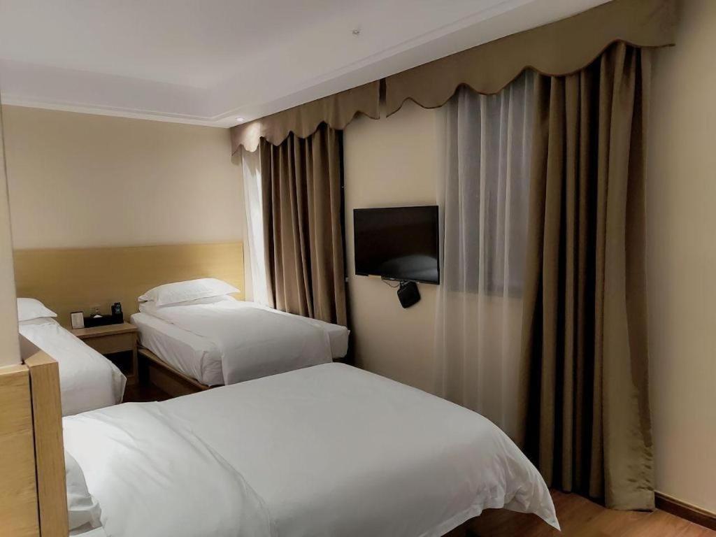 T Social Hotel Guangzhou Railway Station Branch Buitenkant foto